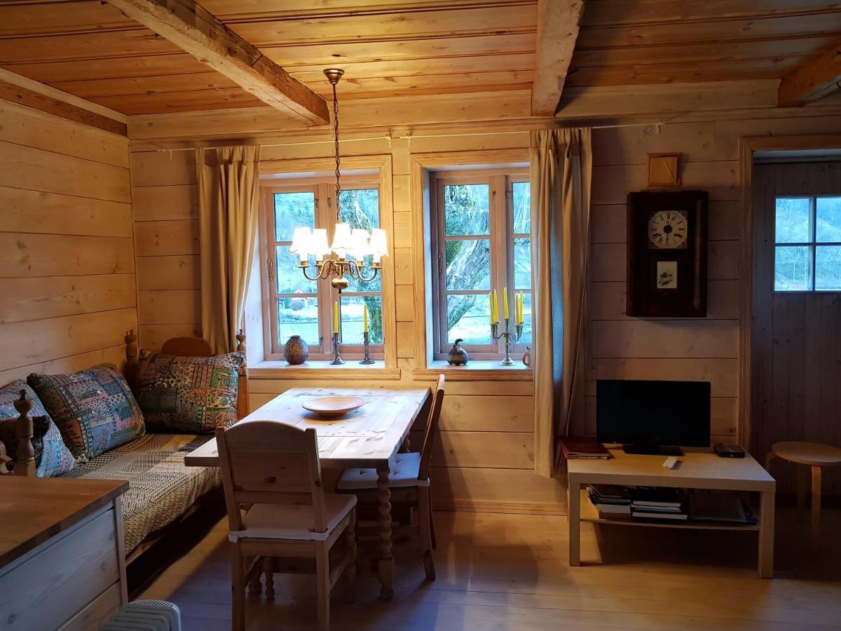 Rongen Gard Villa Bolstadøyri Exterior foto